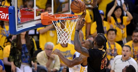 LeBron James Talks Block on Andre Iguodala in NBA Finals: 'I'm Getting ...