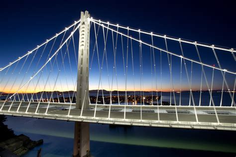 New San Francisco-Oakland Bay Bridge opens, tad early - CBS News