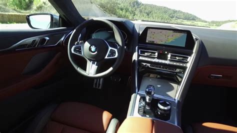 2019 BMW 8 Series - M850i interior footage