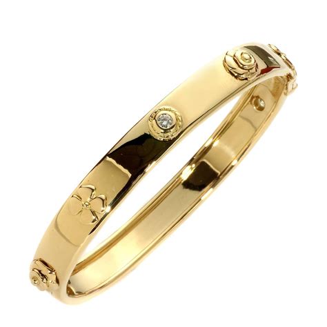 Chanel Camellia Diamond Gold Bangle Bracelet For Sale at 1stdibs