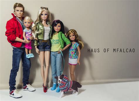 Barbie's Family | Bonecas de moda, Roupas para barbie, Moda