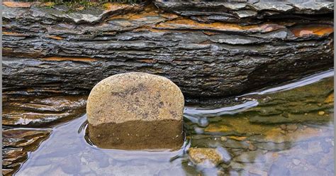 Rock and water ~ Photography In Place