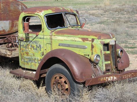 Old Farm Truck 01 | Old trucks, Vintage truck, Gmc trucks