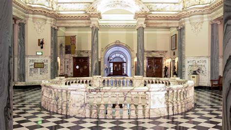 Belfast City Hall | Attractions, Historical Sites, Historical Tours | Visit Belfast