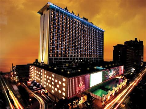 Manila Pavilion Hotel & Casino in Philippines - Room Deals, Photos ...