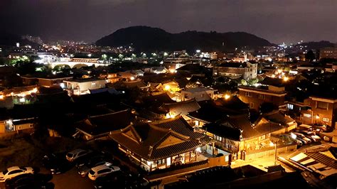 Great Night View Spots of the Jeonju Hanok Village