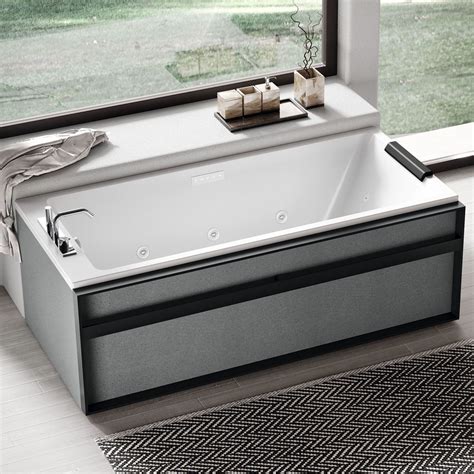 Square bathtub - STYLE - NOVELLINI - free-standing / for homes ...