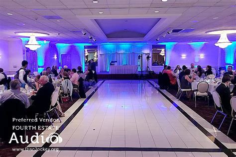 Chicago Wedding DJ at Elmcrest Banquets – Fourth Estate Audio