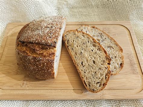 Bran Bread Small (grains and cereals) – Azza