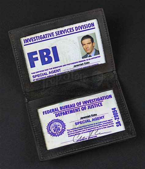 Agent Jeremiah Ecks (Antonio Banderas) FBI ID Wallet | Prop Store ...