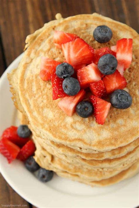 Almond Flour Pancakes Recipe (Gluten Free Pancakes) - Snappy Gourmet