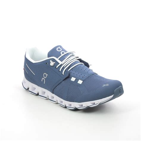 On Running Cloud Womens Navy Womens trainers 194026-