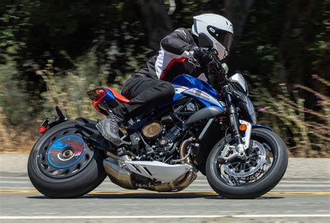 2023 MV Agusta Dragster RR SCS America Review - Cycle News