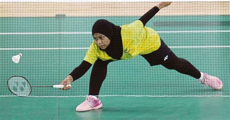 Indonesia dash Malaysia's q-final hopes in badminton World Juniors ...