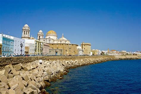 Read This Before Visiting Cadiz, Spain 2024 - BEST Cadiz Travel Guide