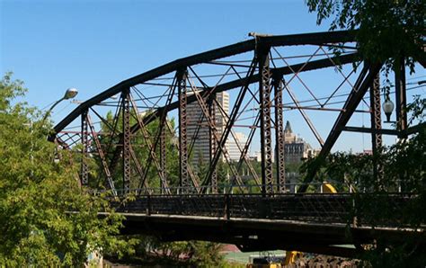 Saskatoon looks for private sector partner to build 2 bridges ...