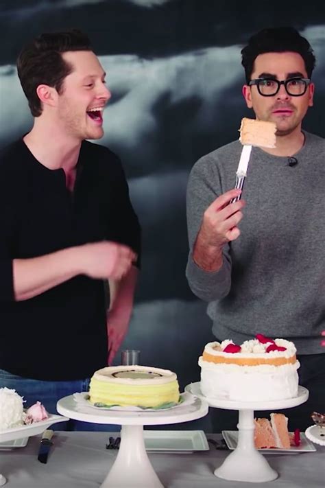 Schitt's Creek's Dan Levy and Noah Reid Try Wedding Cakes Daniel Levy, Schitts Creek, Cute Gay ...