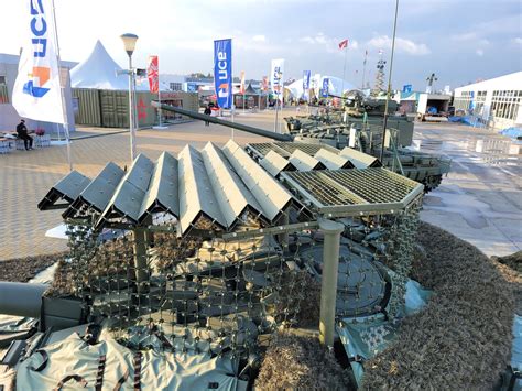 ‘Cope Cages’ Go Mainstream At Russia’s Arms Bazaar | The Drive