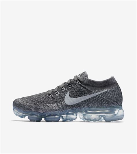 Women's Nike VaporMax Flyknit 'Asphalt'. Nike SNKRS