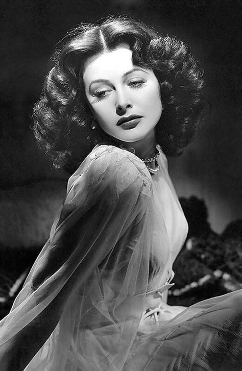 Hedy Lamarr | Retrato clásico, Belleza de época, Glamour antiguo