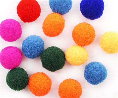 20pcs Mix Polyester Ball Pompom Pendant Charm Pon Pon Pompon Ponpon Mala Bracelet Necklace ...