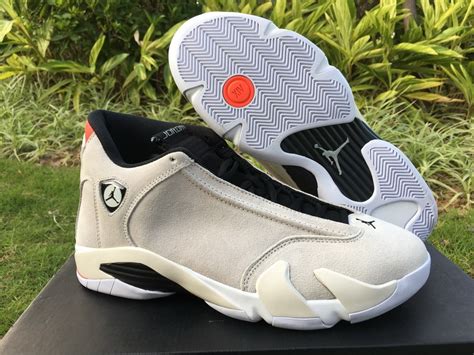 Nike Air Jordan 14 Retro Desert Sand - $ 4,350.00 en Mercado Libre