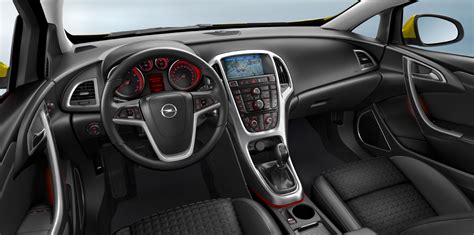 2012-Opel-Astra-GTC-interior-photo – Car News