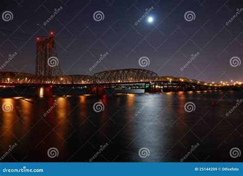 Columbia River Bridge stock image. Image of river, vancouver - 25144209