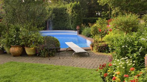 42+ Backyard Swimming Pool Landscaping Ideas / Best San Diego Pool Builders Swimming Pool ...