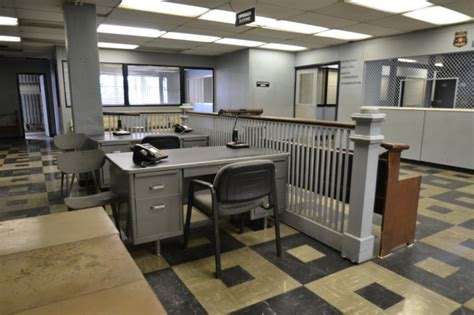 Police-Station-Desks-Los-Angeles-Filming-Location - Herald Examiner Los ...