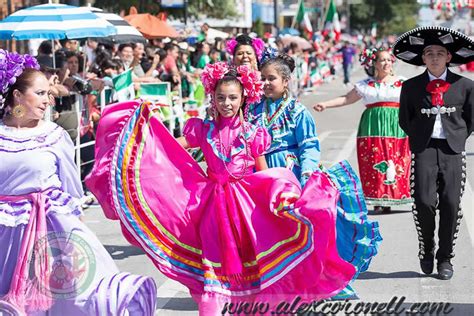 City of Chicago :: 26th Street Mexican Independence Day Parade