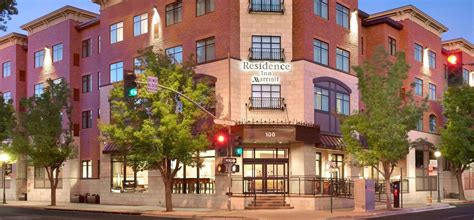 7 Pet-Friendly Hotels in Flagstaff, Arizona - Doggy Check In