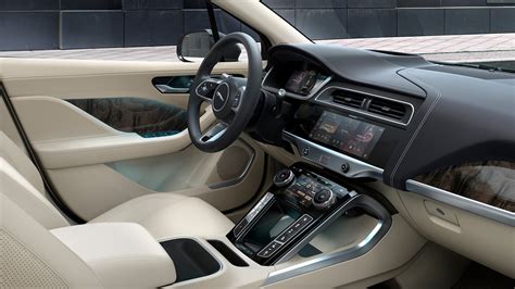 I-PACE Interior image gallery | All-electric SUV | Jaguar UAE