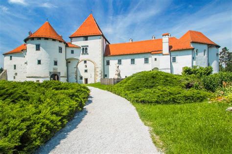 Trakošćan Castle & Varaždin Tour from Zagreb - Civitatis.com