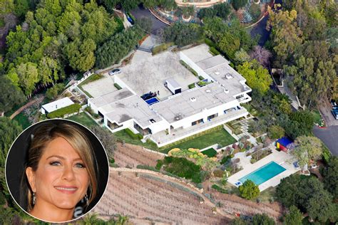 Celebrity Houses For Sale 2024 - Eleni Hedwiga