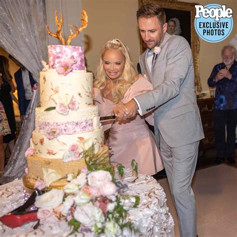 Kristin Chenoweth on Her Nontraditional Wedding Dress to Marry Josh Bryant