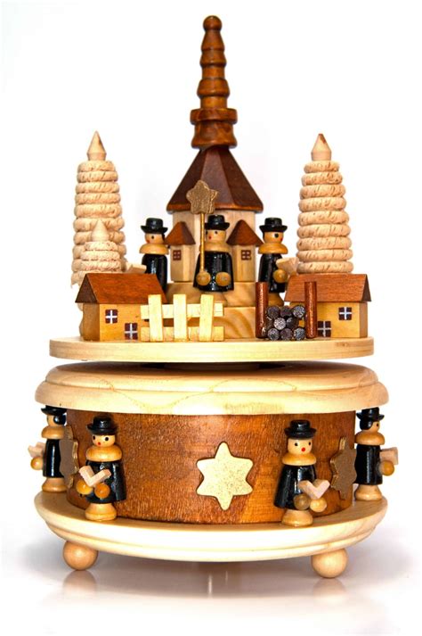 German Christmas Decorations that are AWESOME! – Sunny Home Creations