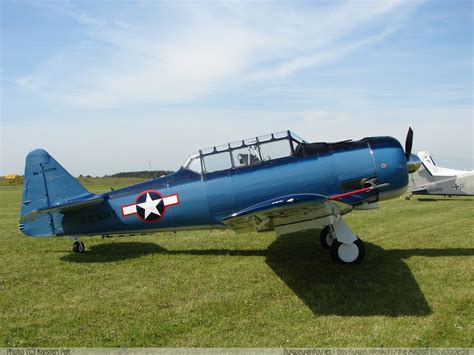 North American T-6 Texan / AT-6 / SNJ / Harvard - Specifications ...