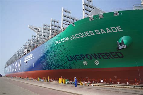 World's Largest LNG-Fueled Containership Delivered