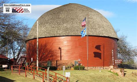 Round Barn on Route 66 in Arcadia Oklahoma, location, map, photos and history