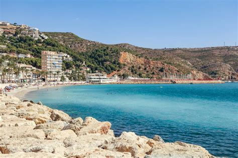 8 Best Beaches in Javea, Spain: From Kid Friendly to Naturalist!