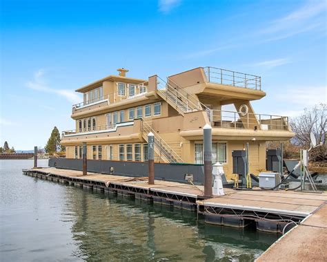 Three-Story Sierra Rose Luxury Houseboat Sold Recently in Court-Ordered ...