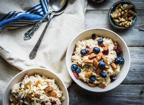 What Happens When You Eat Oatmeal Every Day? We Asked RDs