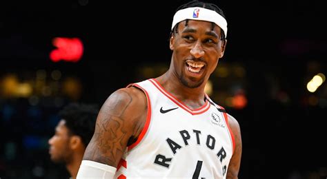 Raptors' Rondae Hollis-Jefferson sprains right ankle vs. Spurs ...