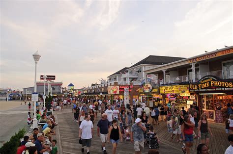 File:Ocean City MD Boardwalk August 2009 1.jpg