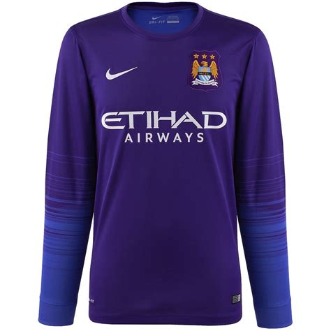 Manchester-City-goalkeeper-jersey | Manchester city, Football equipment ...