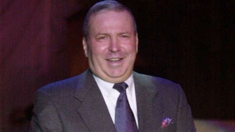 Frank Sinatra Jr dies ahead of concert - BBC News