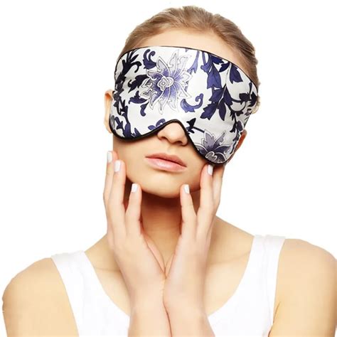 Sleep Mask Natural Silk Sleeping Eye Mask Eyeshade Portable Travel Sleep Eye Mask Rest Aid Soft ...