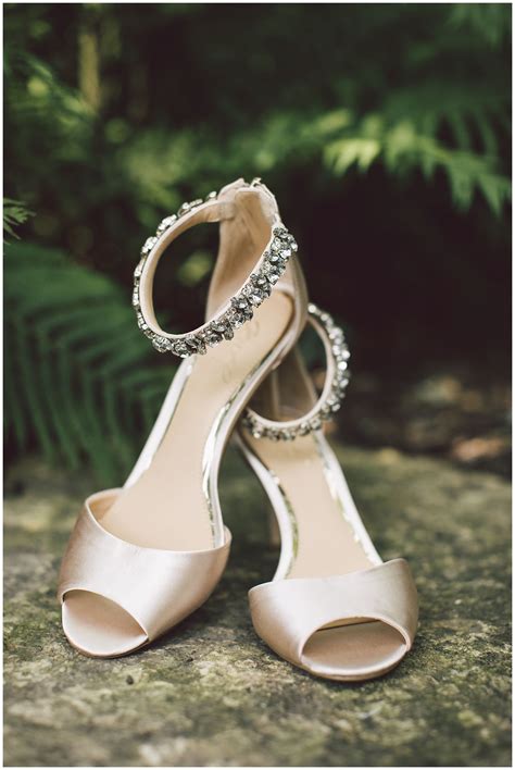 Jewel Badgley Mischka Wedding Shoes - abc wedding