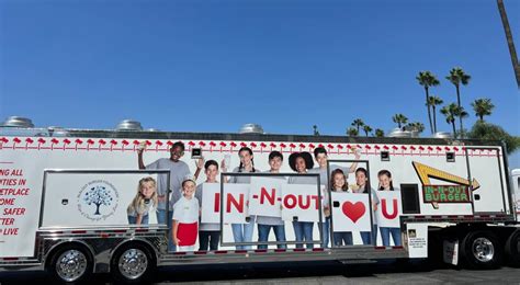 In-N-Out truck serves ‘cute’ mini burgers to help kids – Orange County ...